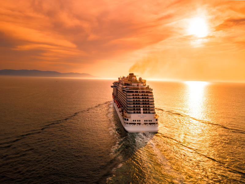 alonso-reyes-Ca4XZM3xABg-unsplash big Data Maritime Cloud Services Tracking and Monitoring Connected Vessel Cybersecurity Cloud Email AntiPhishing